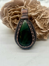 Load image into Gallery viewer, Serpentine Oxidized Copper Wire Wrap Pendant
